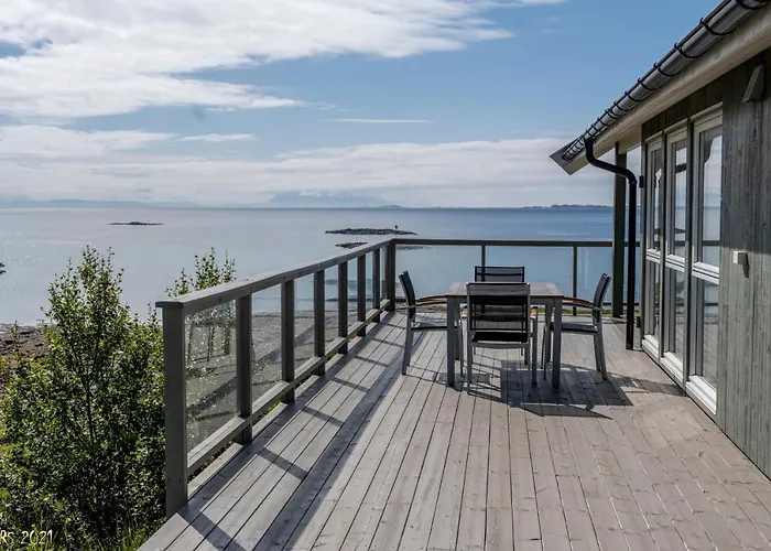Arctic Panorama House
